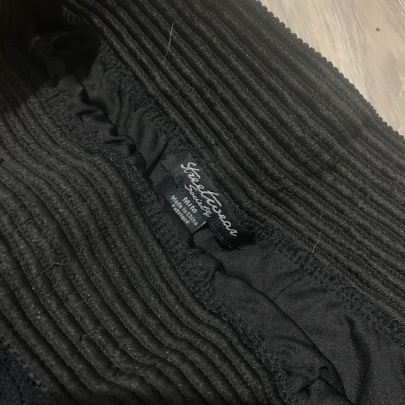 Black lace shorts - Picture 4 of 4